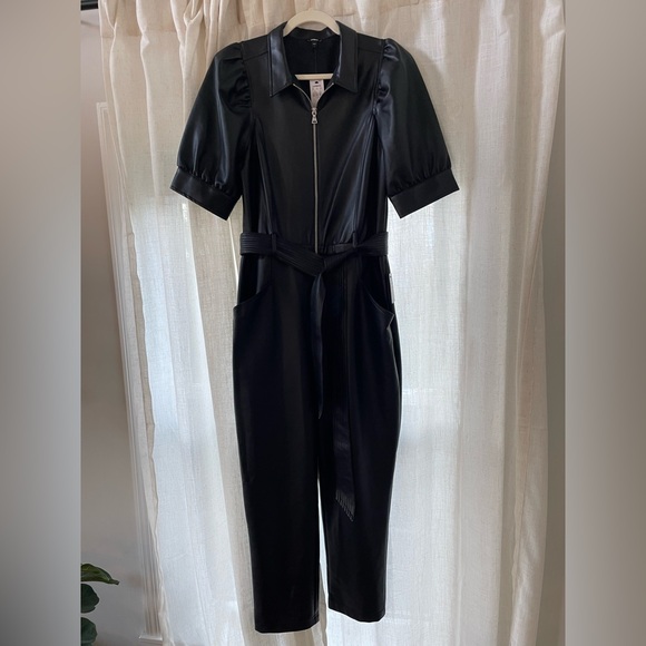 NWT Express L Faux Leather Black Puff Sleeve Tie Waist Straight Leg Jumpsuit - Picture 2 of 11